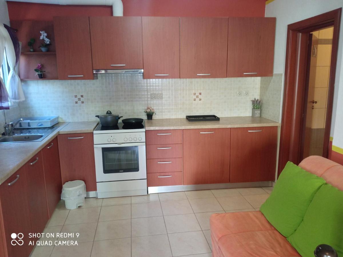 S.D Apartment 2 Лаврион Экстерьер фото