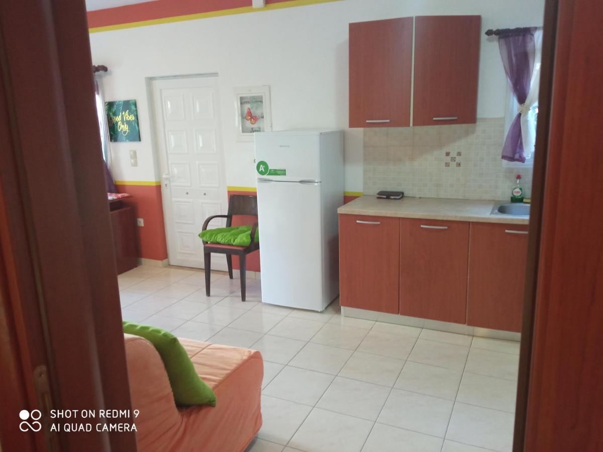 S.D Apartment 2 Лаврион Экстерьер фото